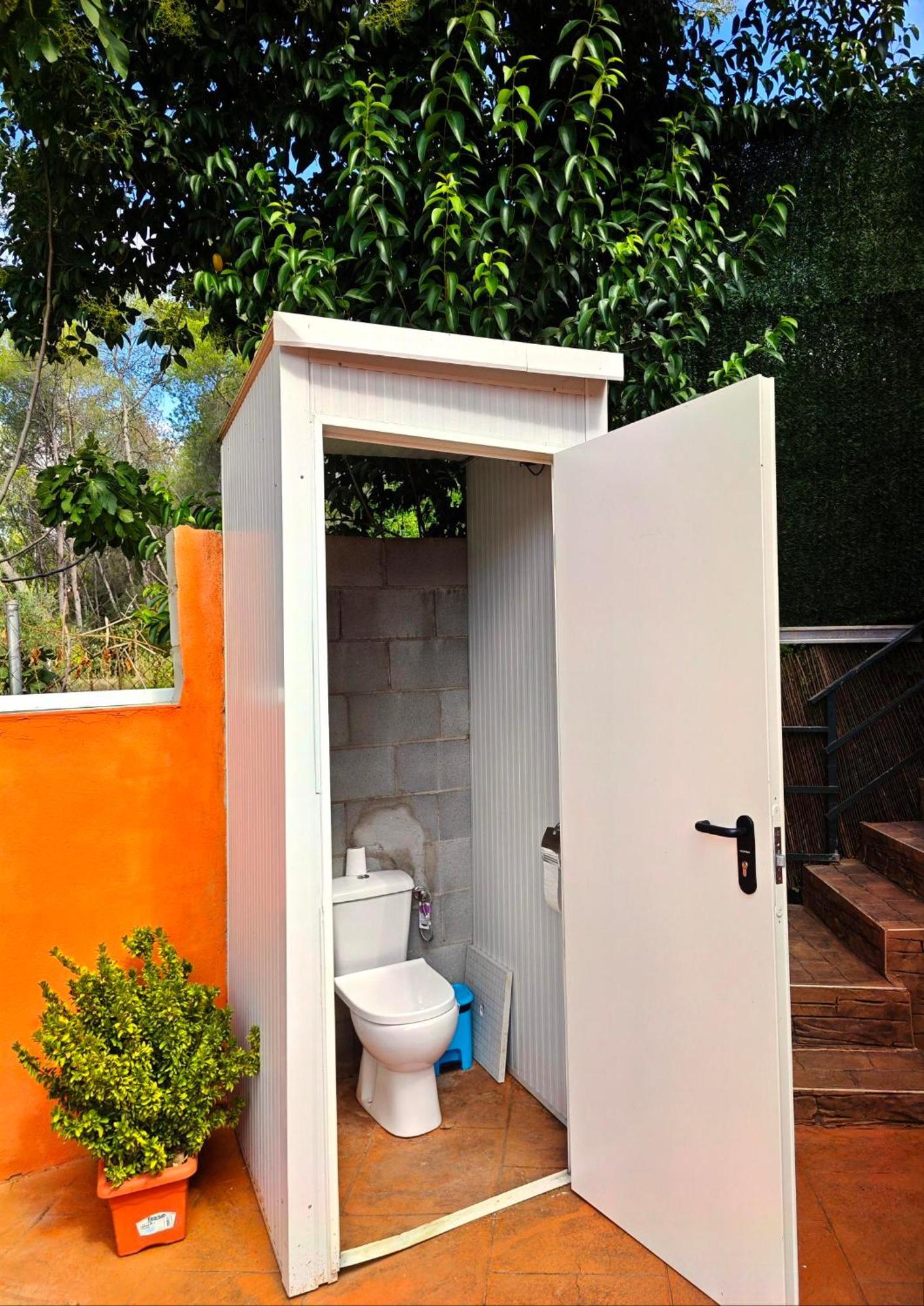 Relax House Barcelone Villa Sant Esteve Sesrovires Dış mekan fotoğraf