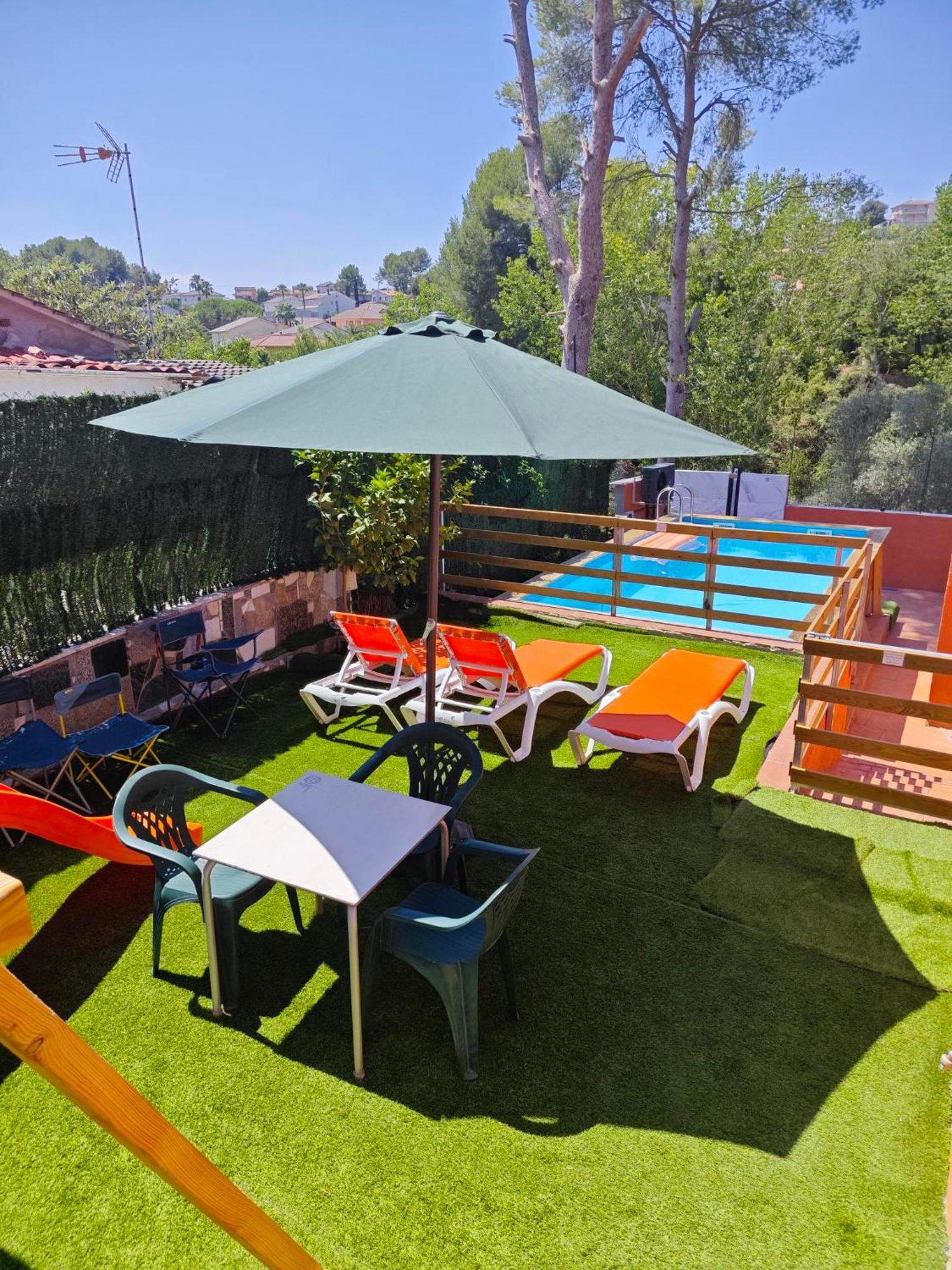 Relax House Barcelone Villa Sant Esteve Sesrovires Dış mekan fotoğraf
