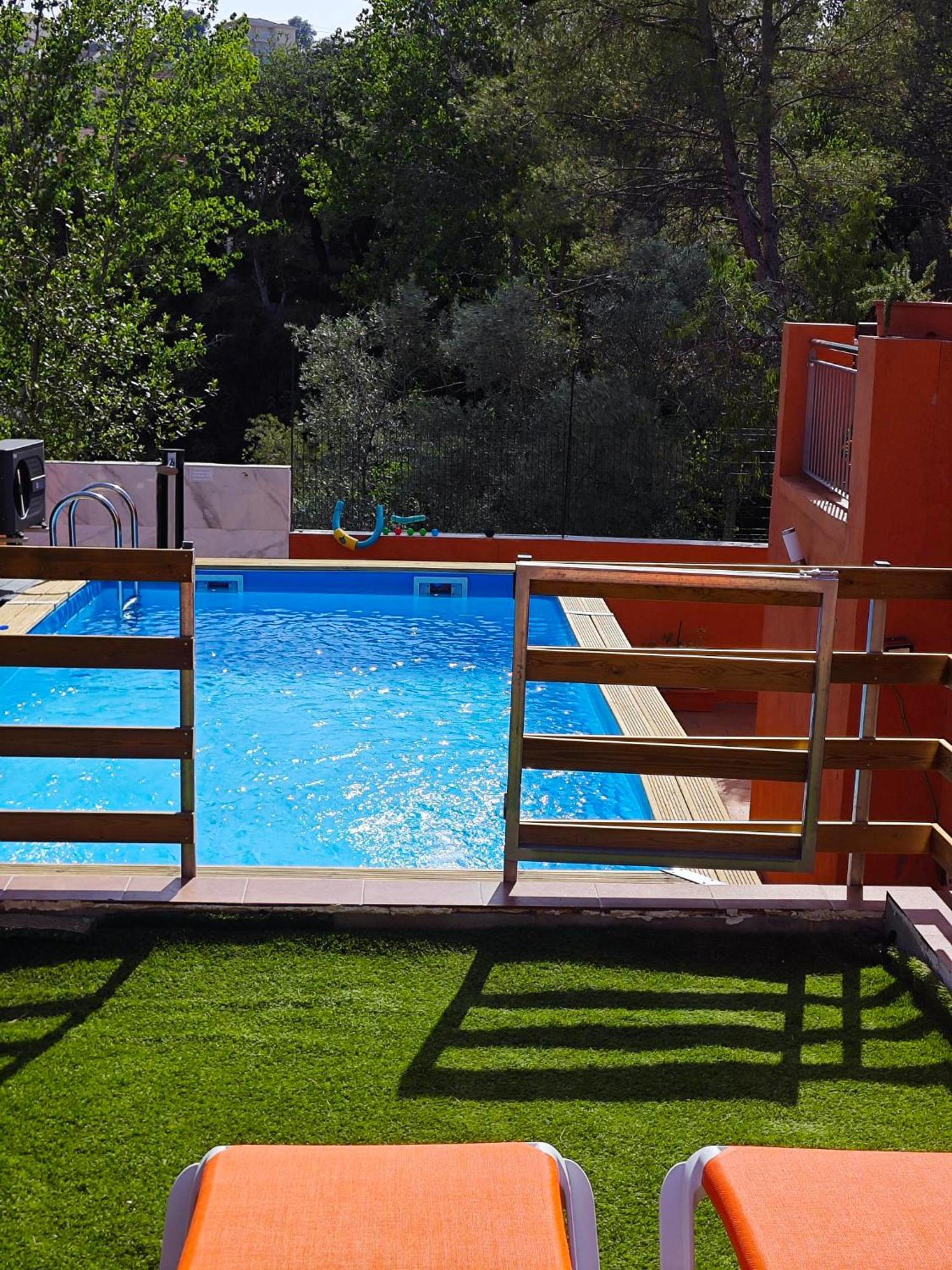 Relax House Barcelone Villa Sant Esteve Sesrovires Dış mekan fotoğraf