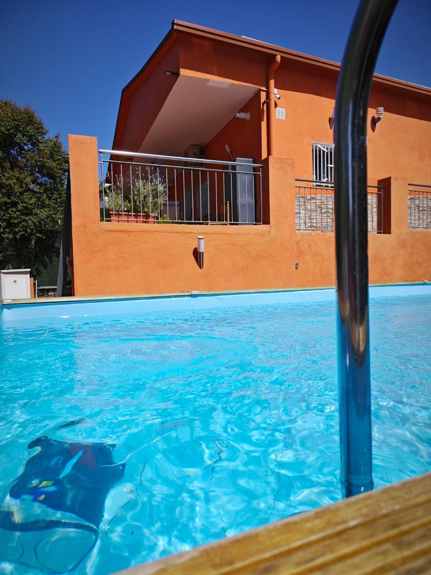 Relax House Barcelone Villa Sant Esteve Sesrovires Dış mekan fotoğraf